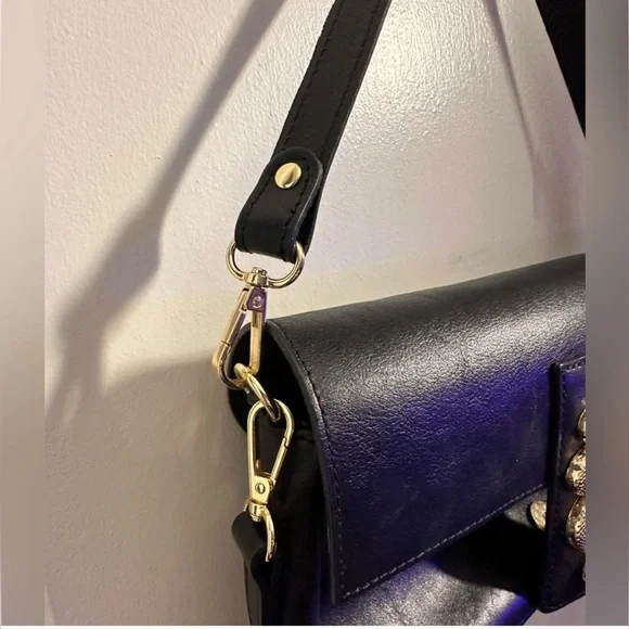 House of Harlow 1960 Designer Black Leather Designer Purse w Gold Snake Detail - Picture 3 of 9